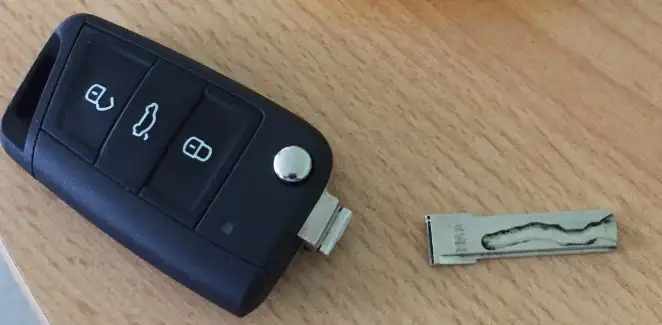 Autoschlüssel abgebrochen Schlüsselbart verloren