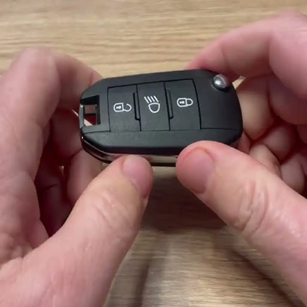 Peugeot Schlüssel nachbestellen